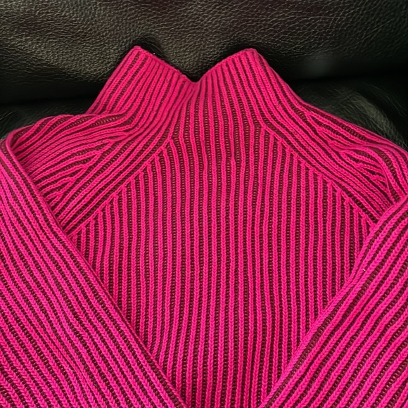 Gap Boxy Mock Neck Sweater - Picture 6 of 8